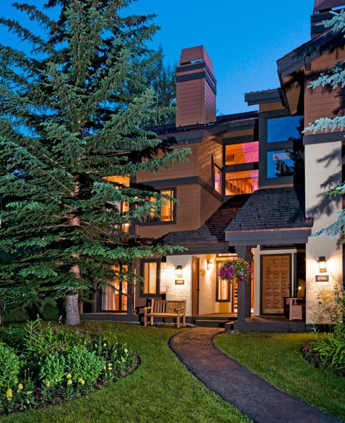 Ridgepoint Townhome 198 By East West Hospitality Бивер-Крик Экстерьер фото